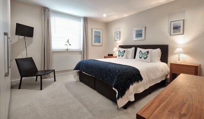 westward ho apartment bed room1